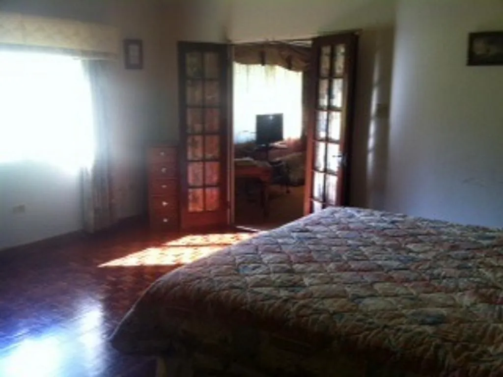 Country Home Villa Bed & Breakfast Μαντεβίλ
